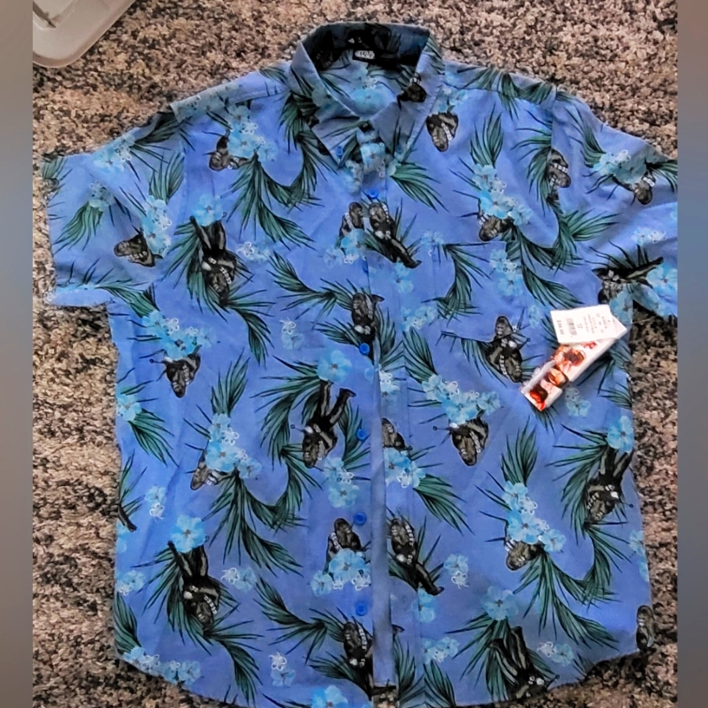 Star Wars button-down shortsleeve hawaiian chewbacca print.